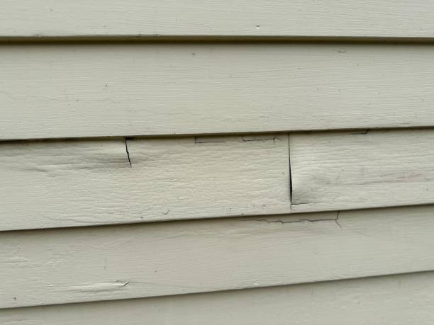 How To Choose The Right Materials for Your Siding Installation in 'Crestline, CA